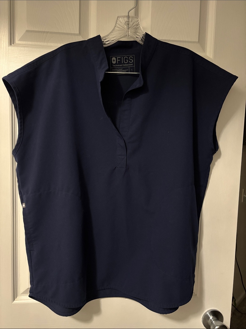 FIGS Rafaela scrub top
